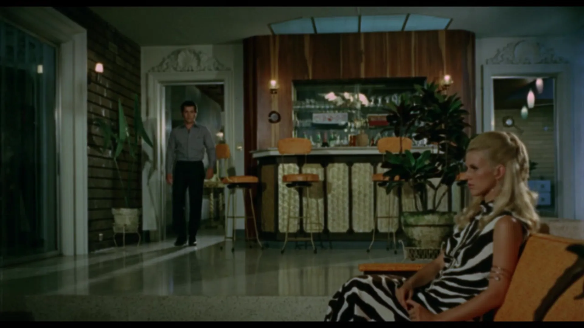 The Beast of the Yellow Night scene still 4