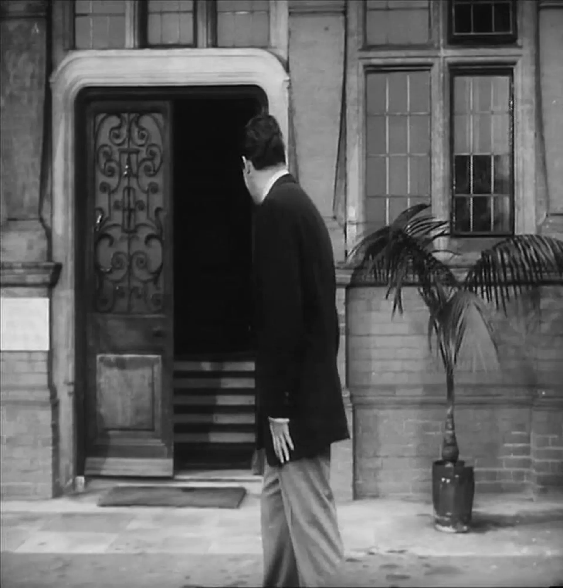 Escapement scene still 2