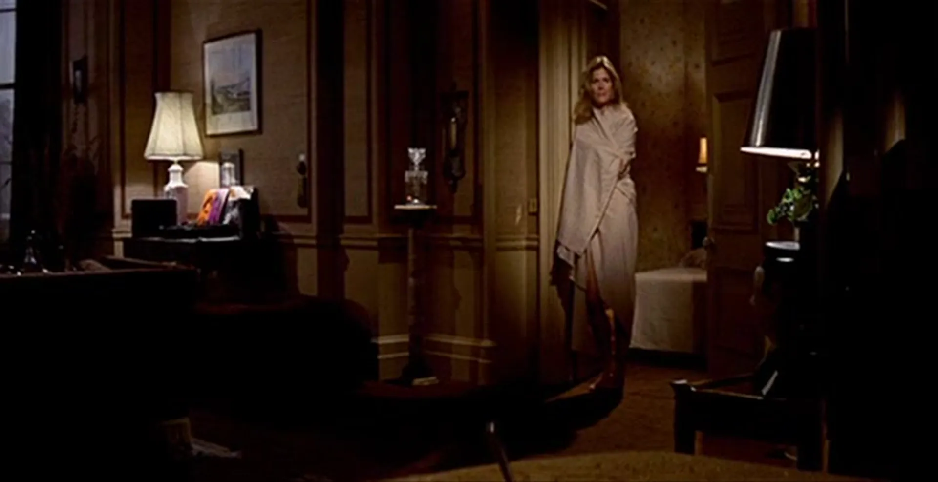 11 Harrowhouse scene still 1