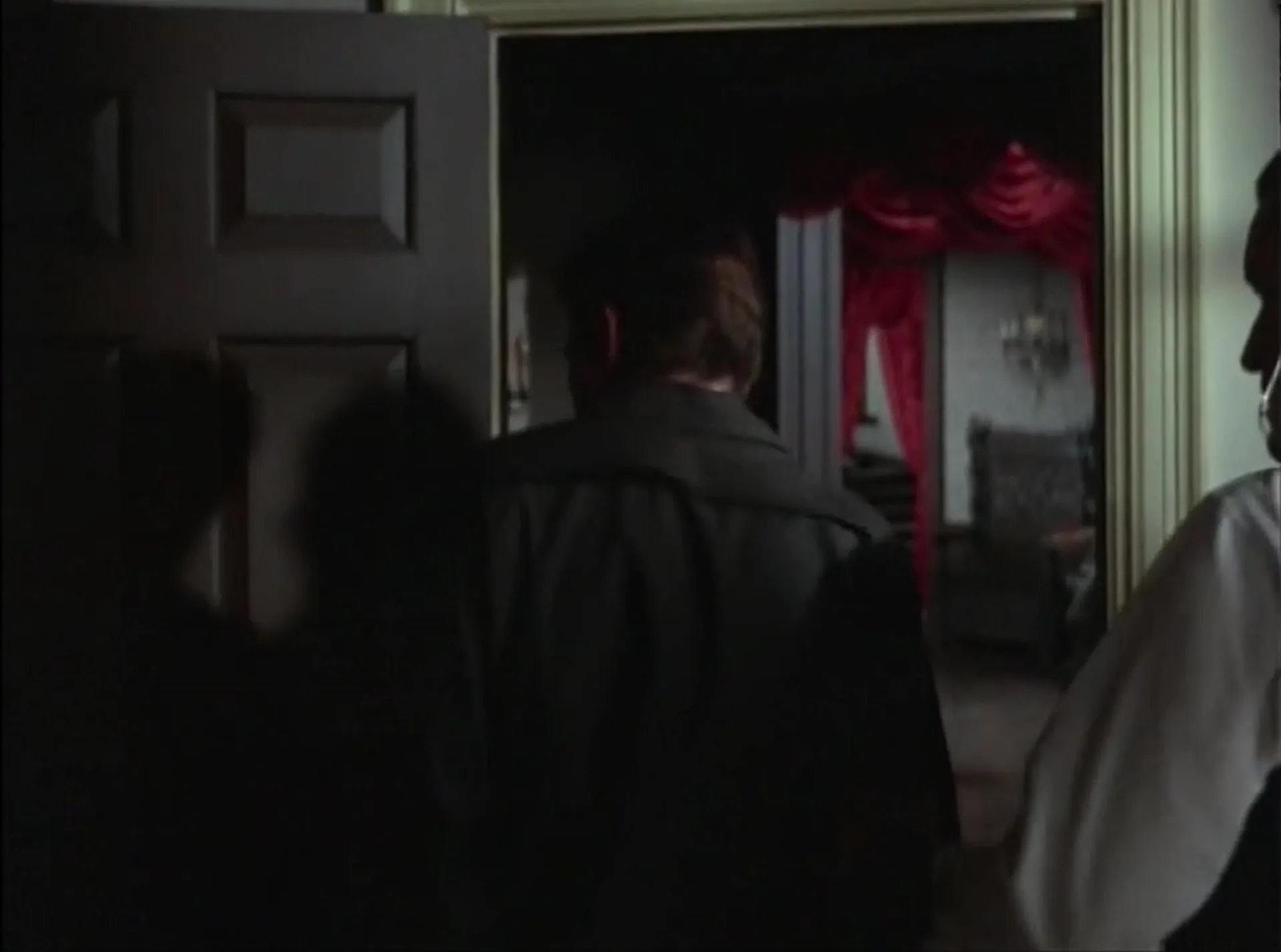 Bus Riley's Back in Town scene still 3