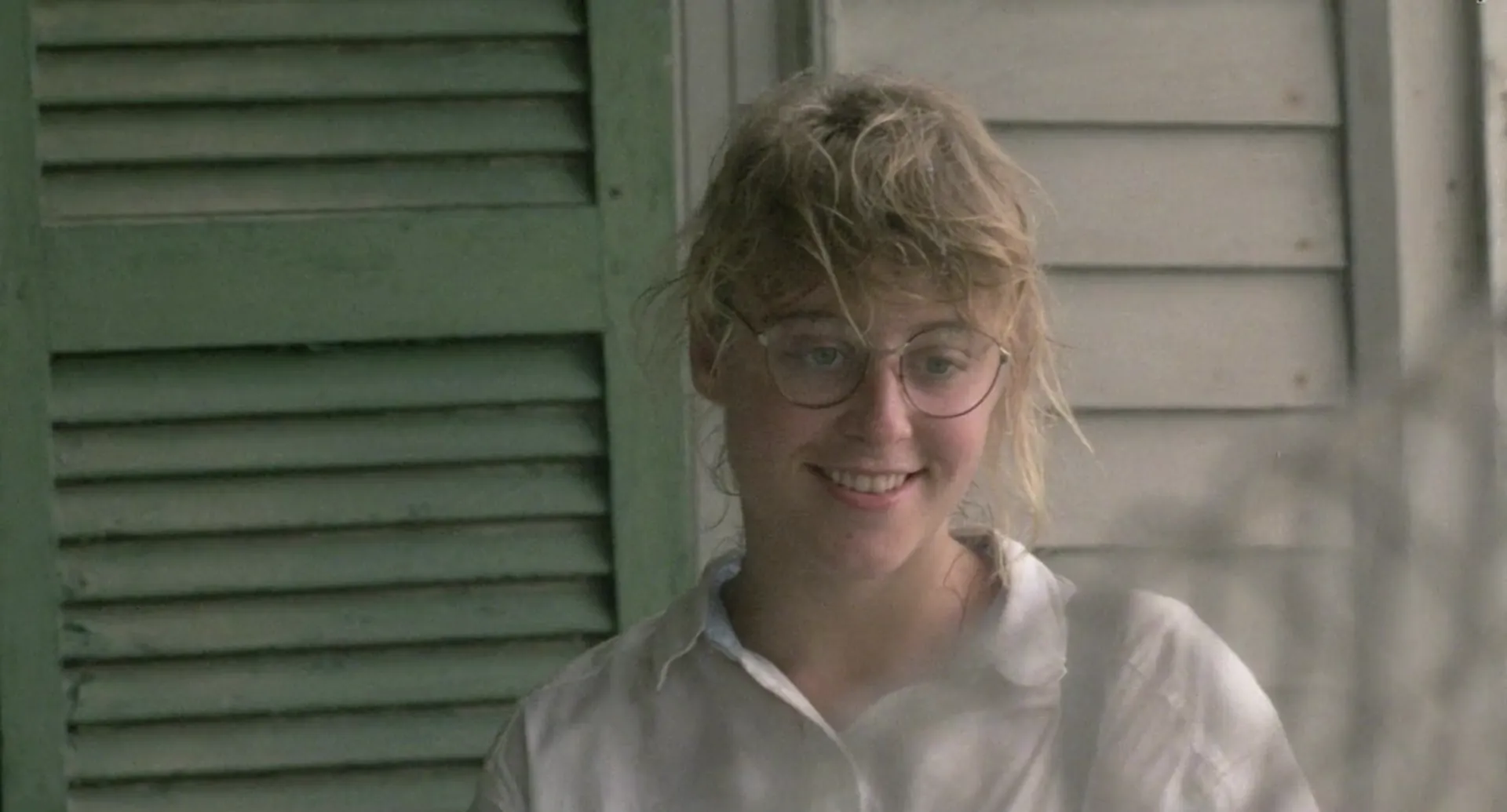 Killing Birds scene still 5
