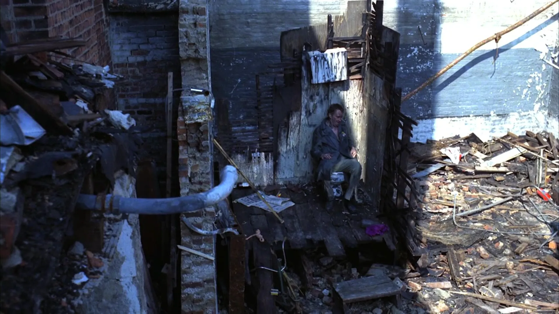 Street Trash scene still 1