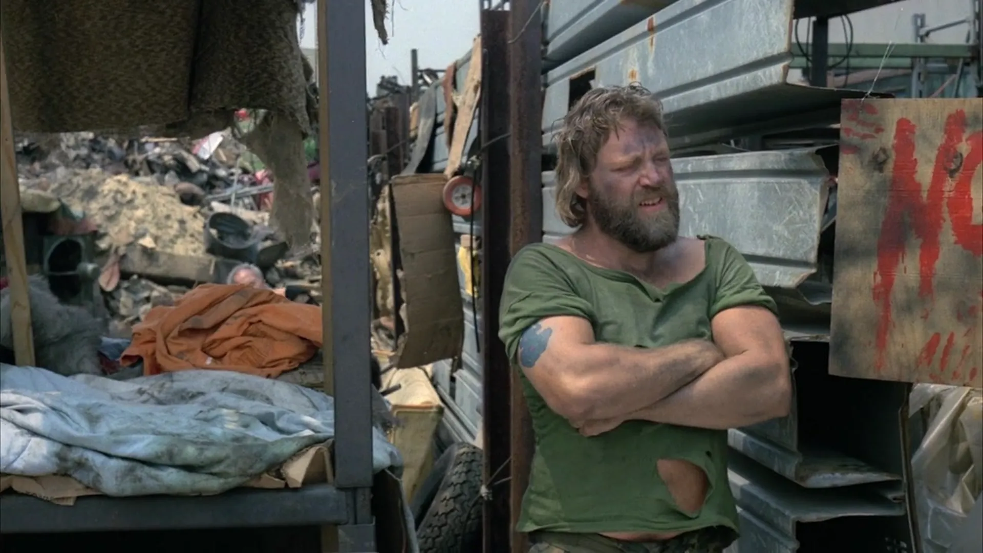 Street Trash scene still 3