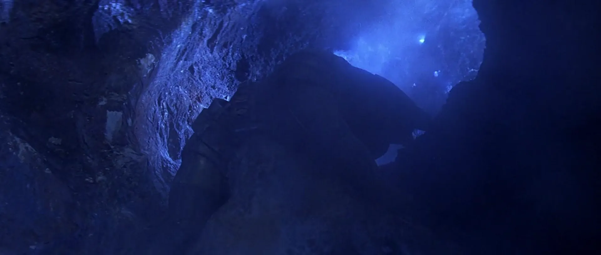 King Kong Escapes scene still 1
