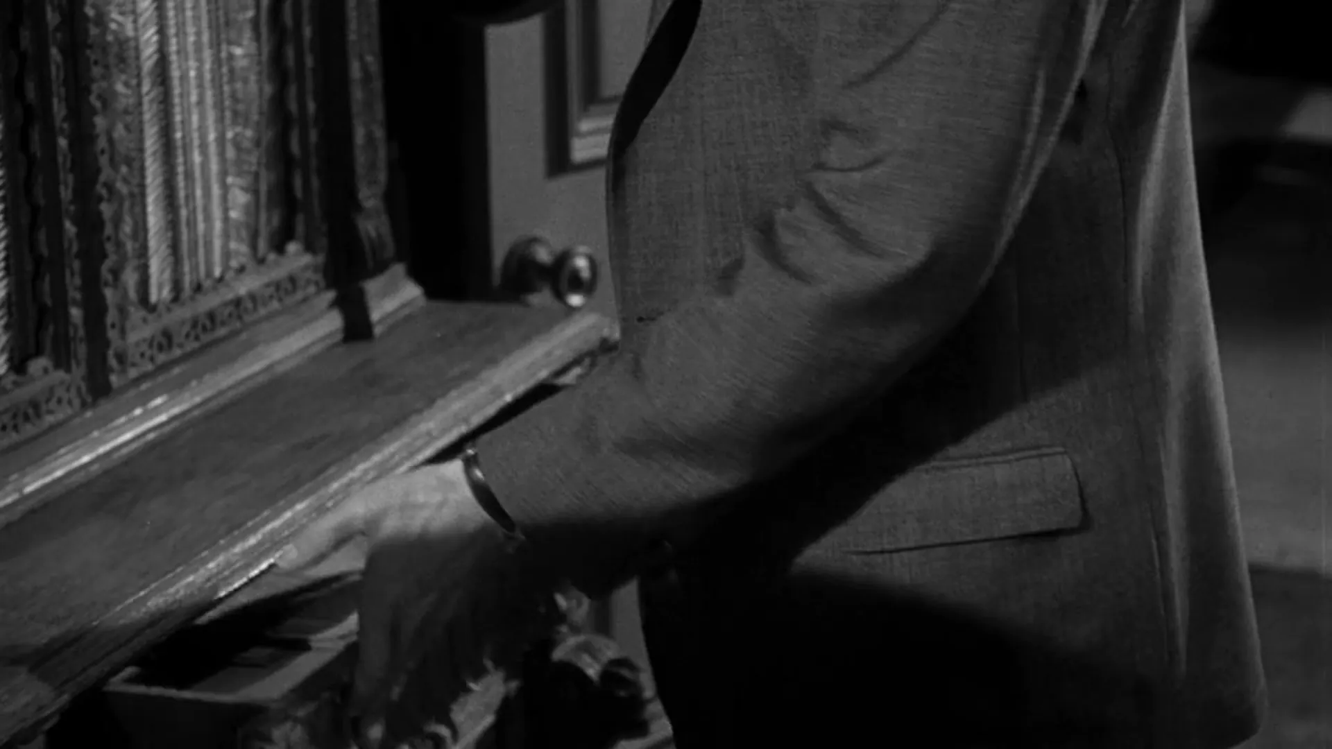 The Tingler scene still 3