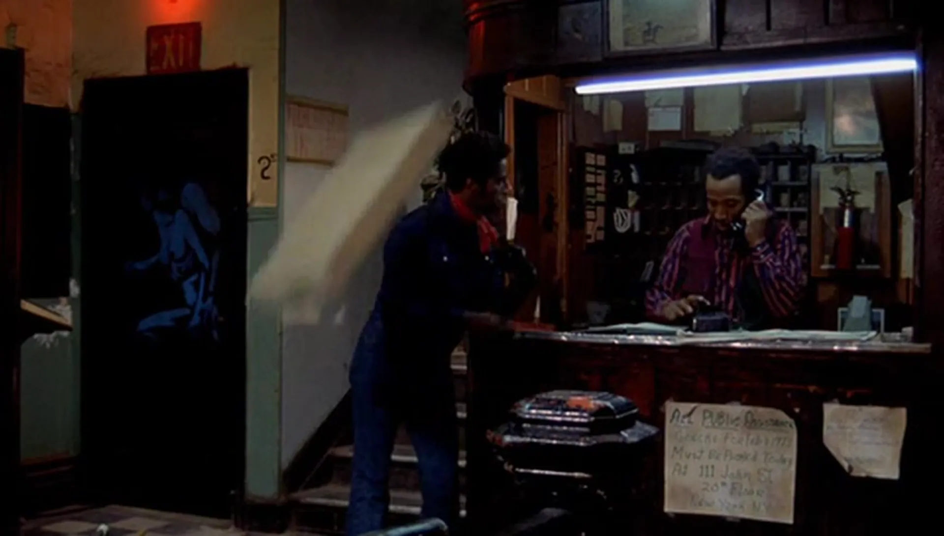 Gordon's War scene still 5