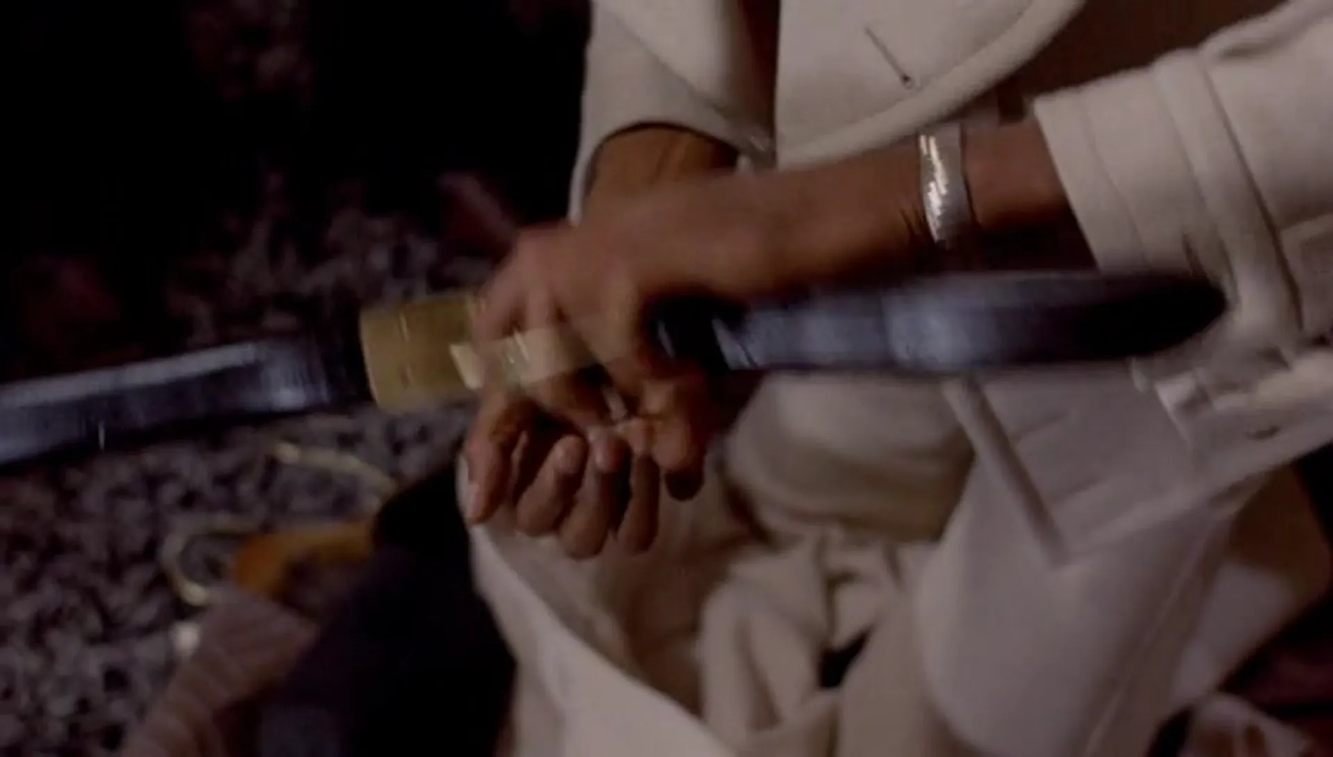 Gordon's War scene still 4