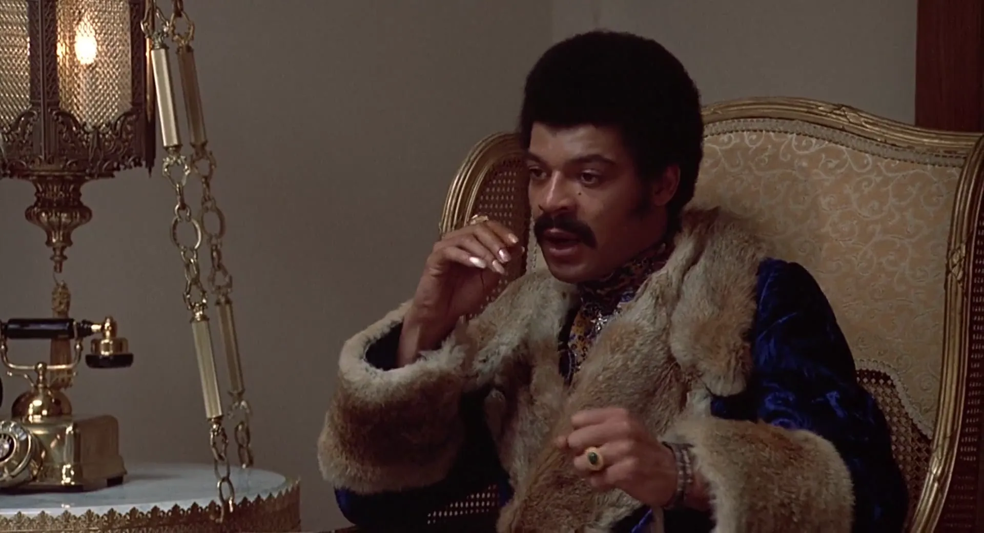 Willie Dynamite scene still 1