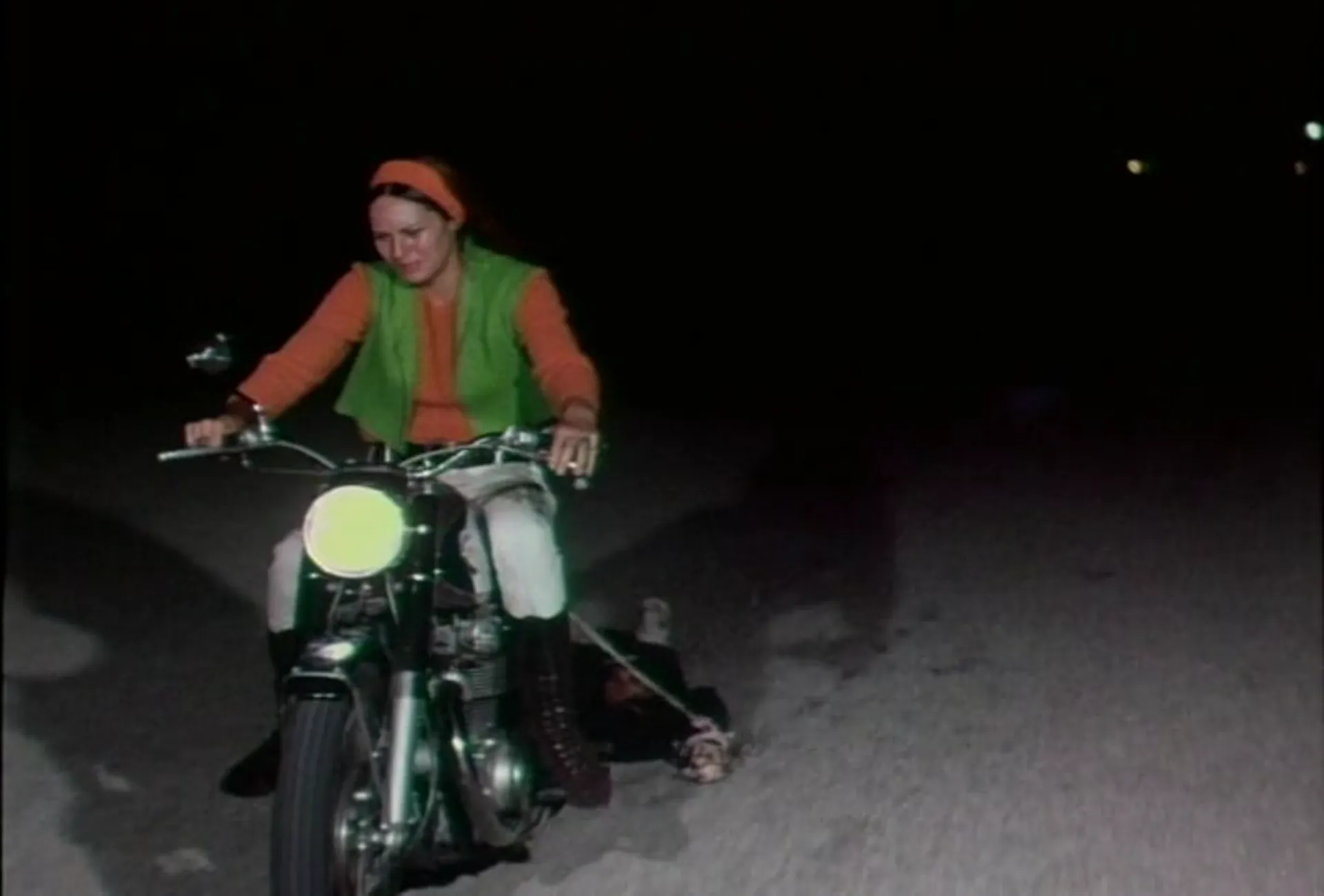She-Devils on Wheels scene still 5