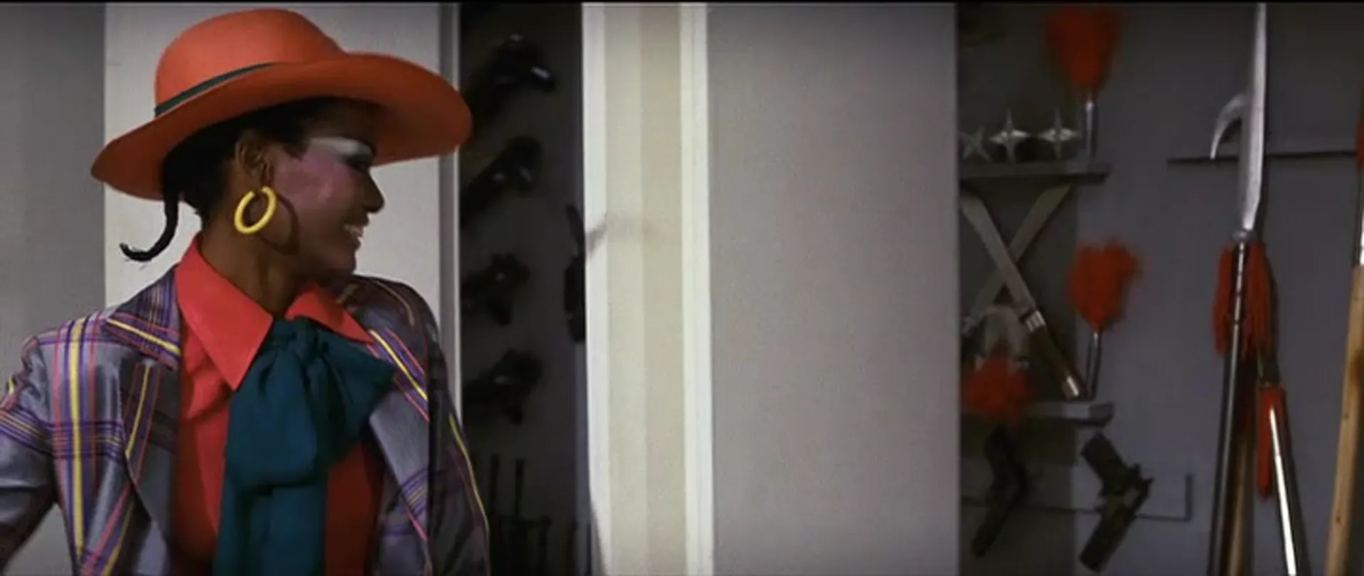 Cleopatra Jones and the Casino of Gold scene still 3