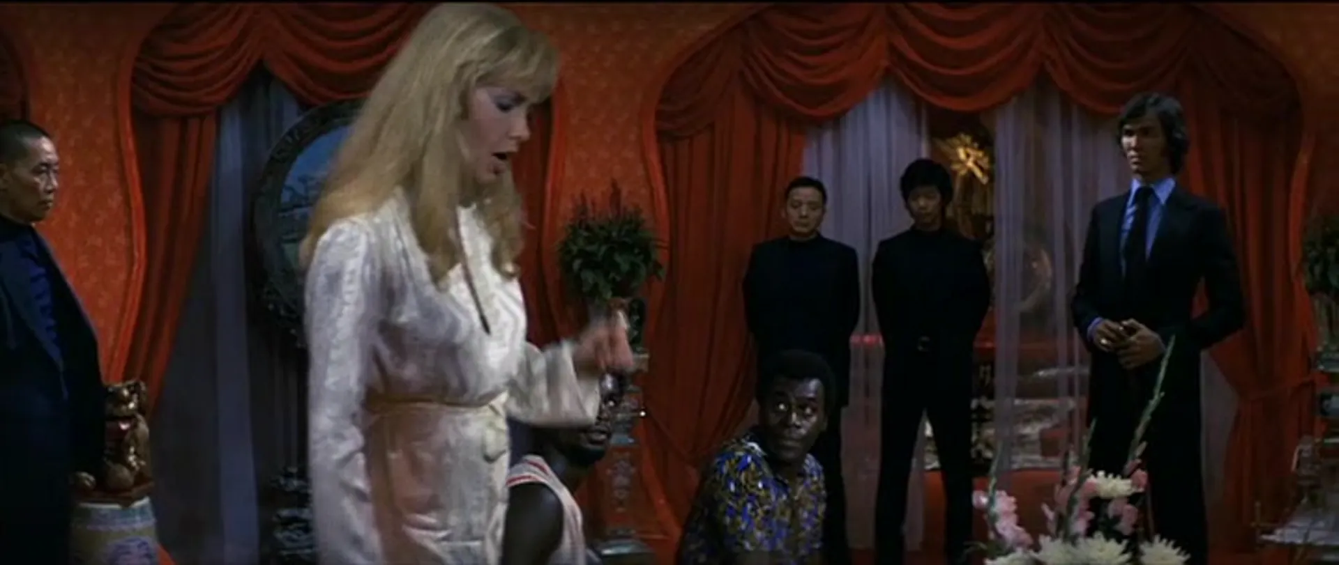 Cleopatra Jones and the Casino of Gold scene still 5