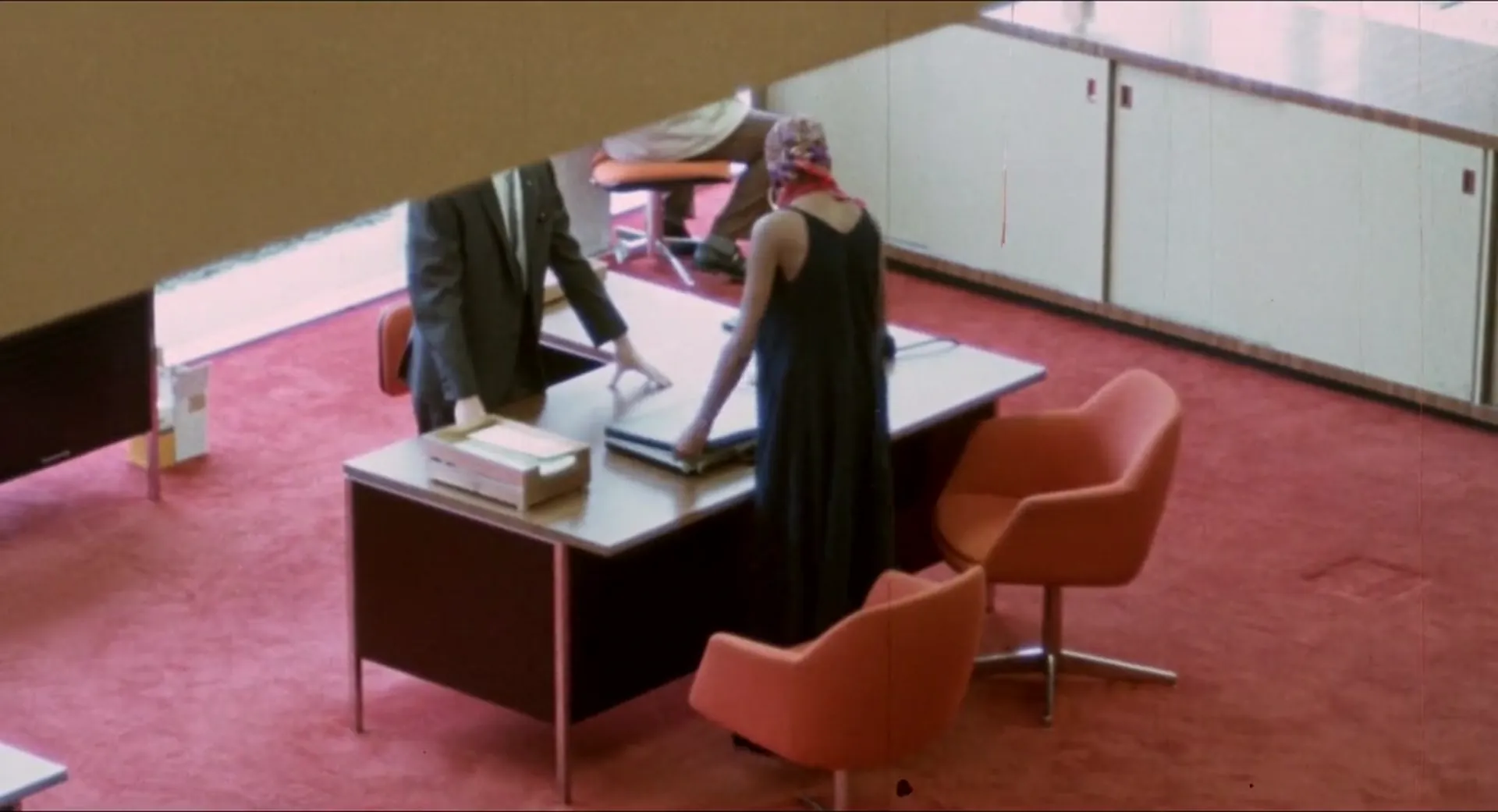 The Candy Tangerine Man scene still 9
