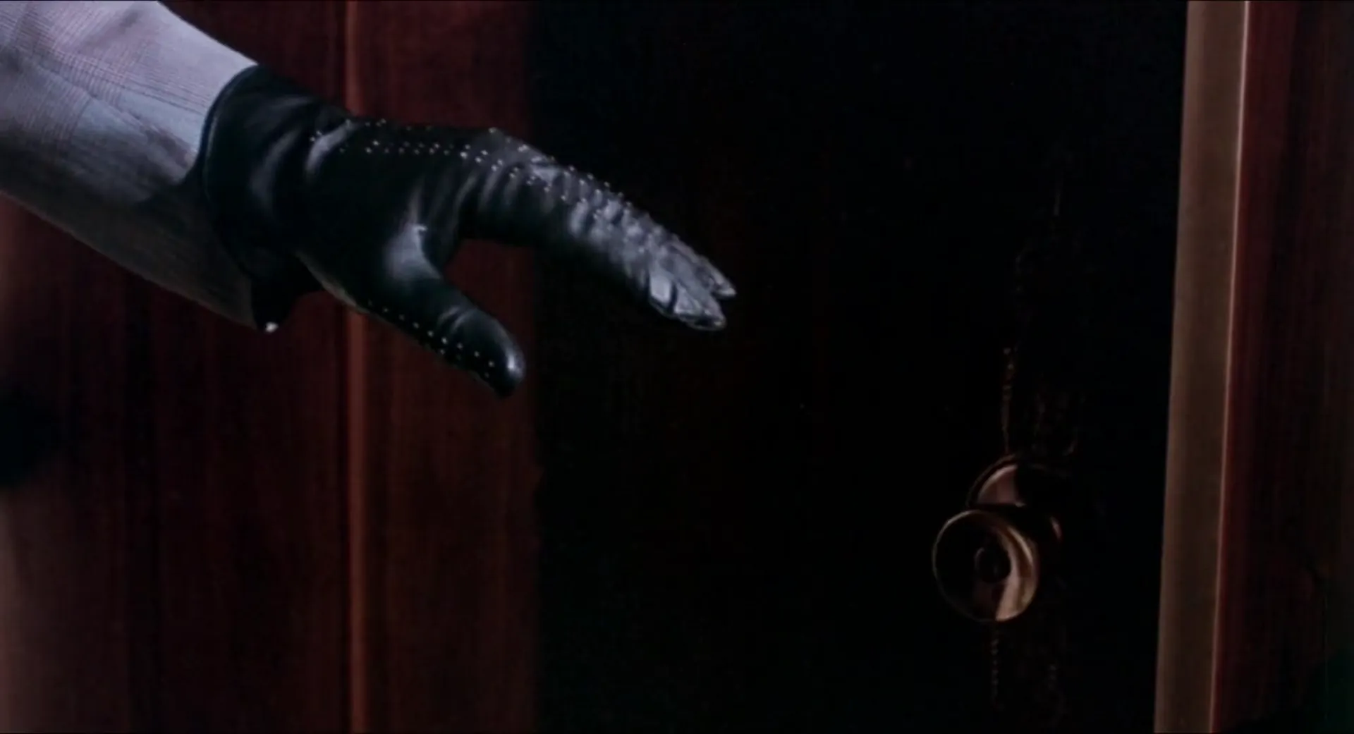 The Candy Tangerine Man scene still 10