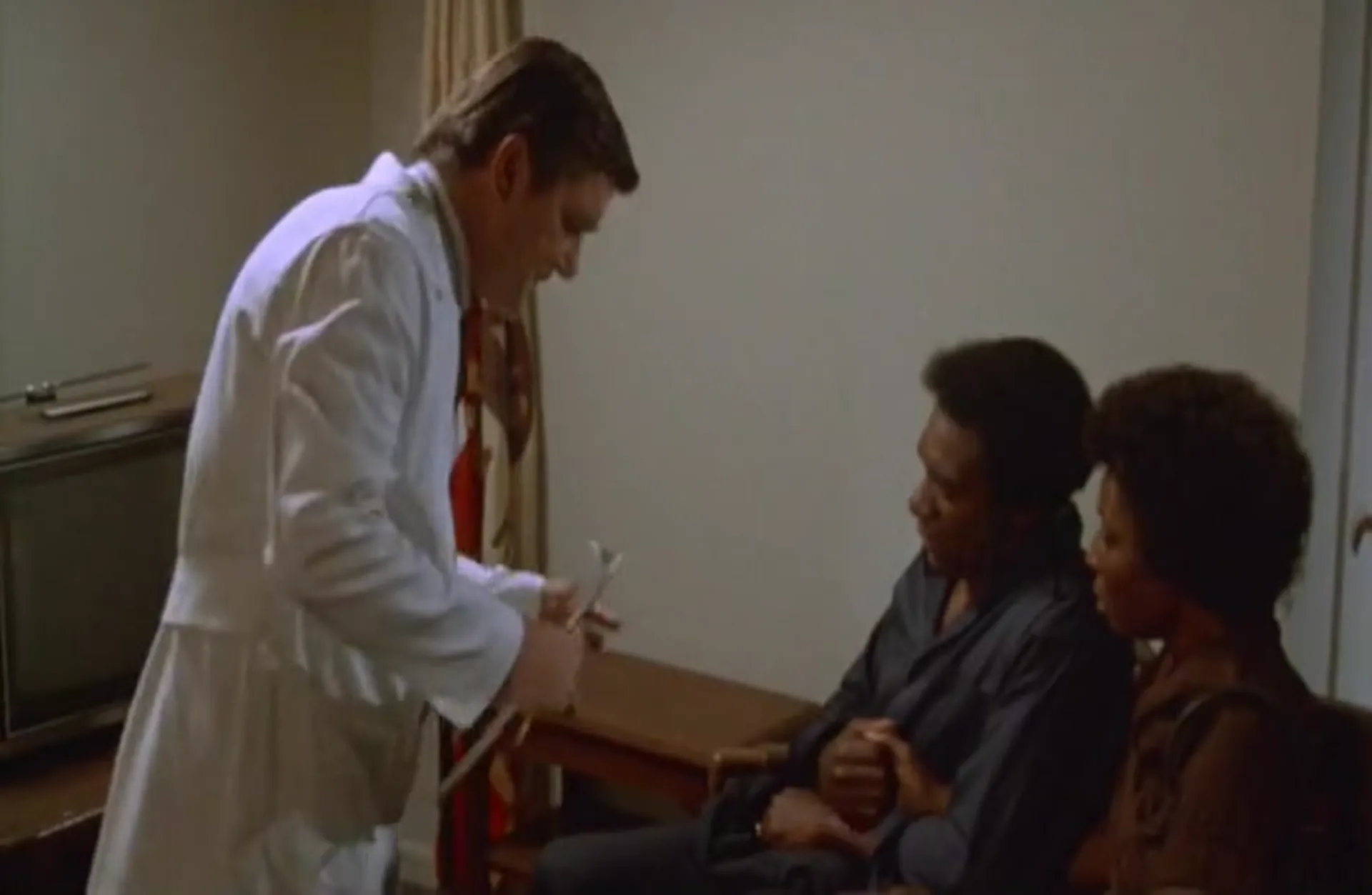 Cornbread, Earl and Me scene still 5