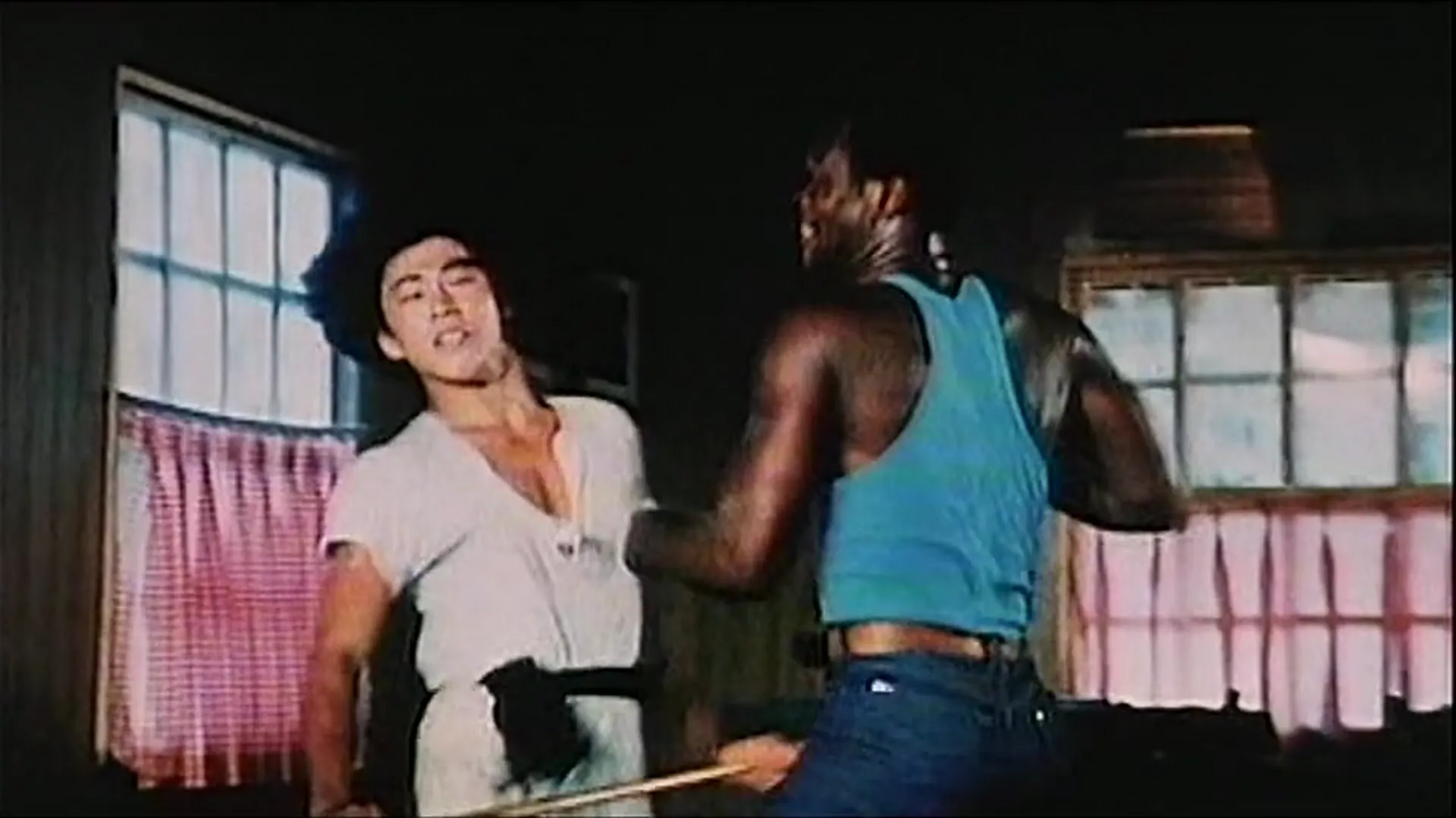 A Hard Way to Die scene still 3