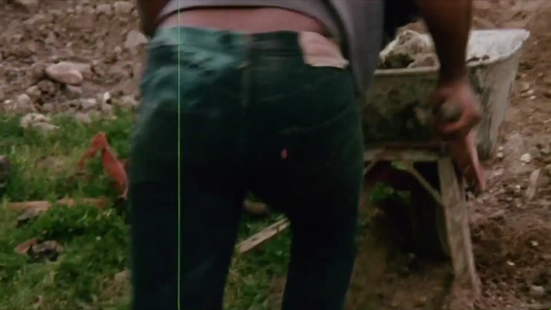 Deliver Us From Evil scene still 2