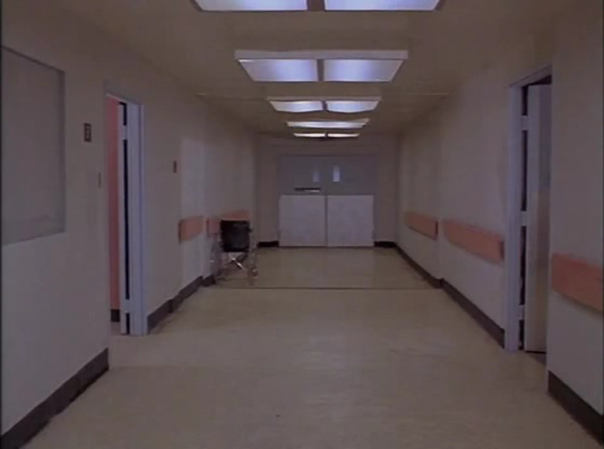 Frankenstein General Hospital scene still 2
