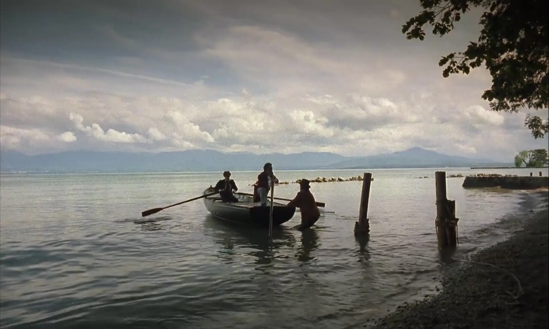 Rowing with the Wind scene still 1