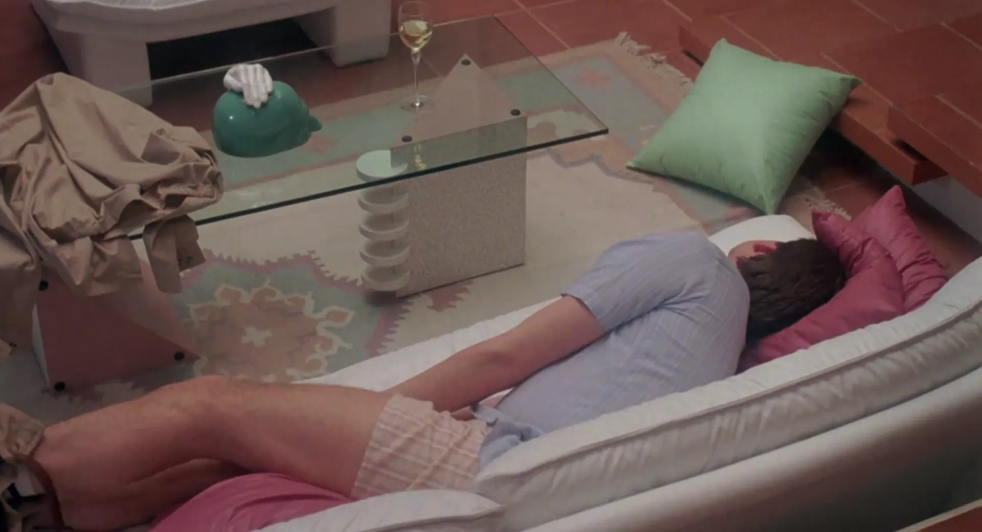 Once Bitten scene still 4