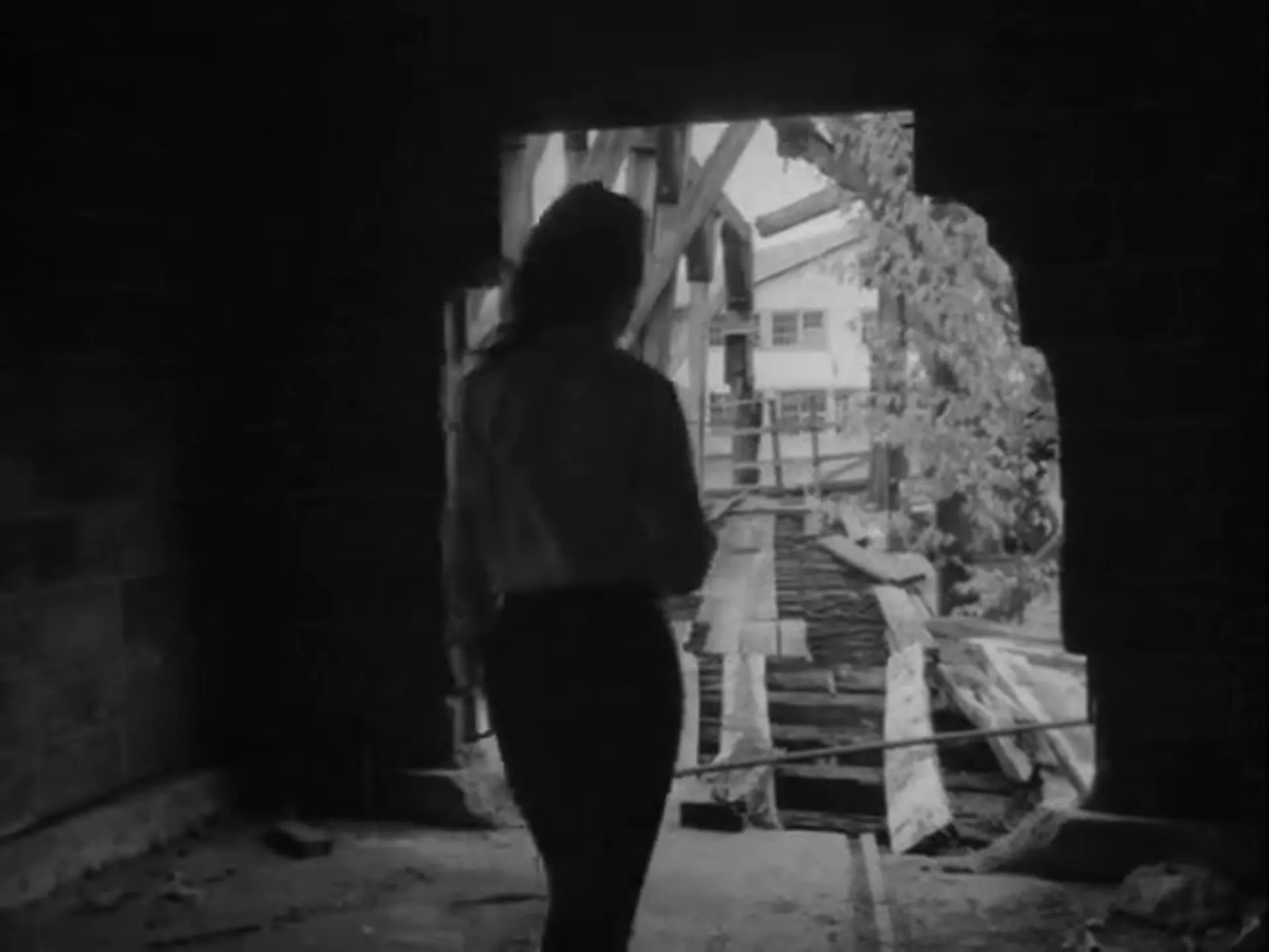 Olga's House of Shame scene still 6