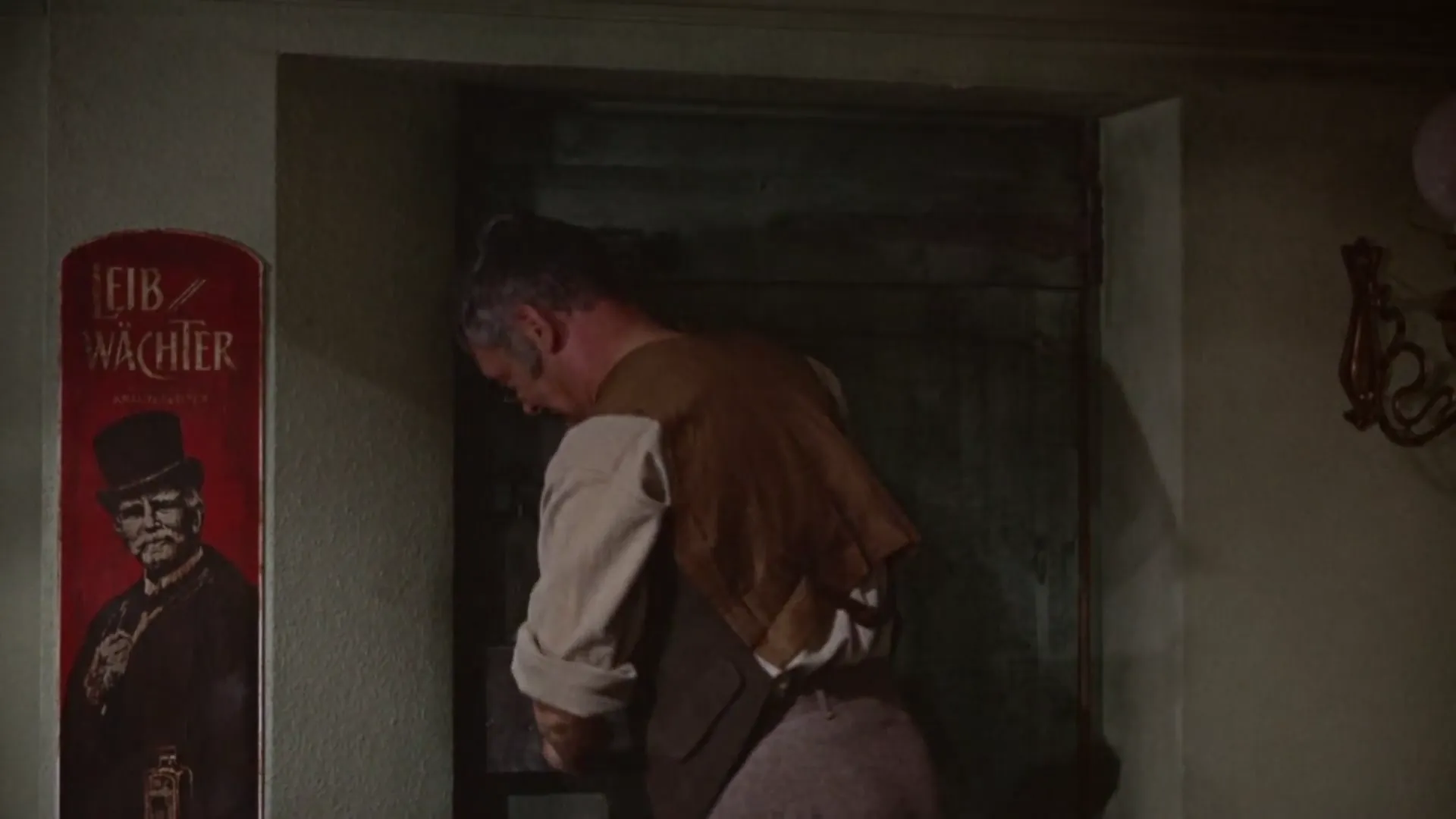 Dracula Has Risen from the Grave scene still 6