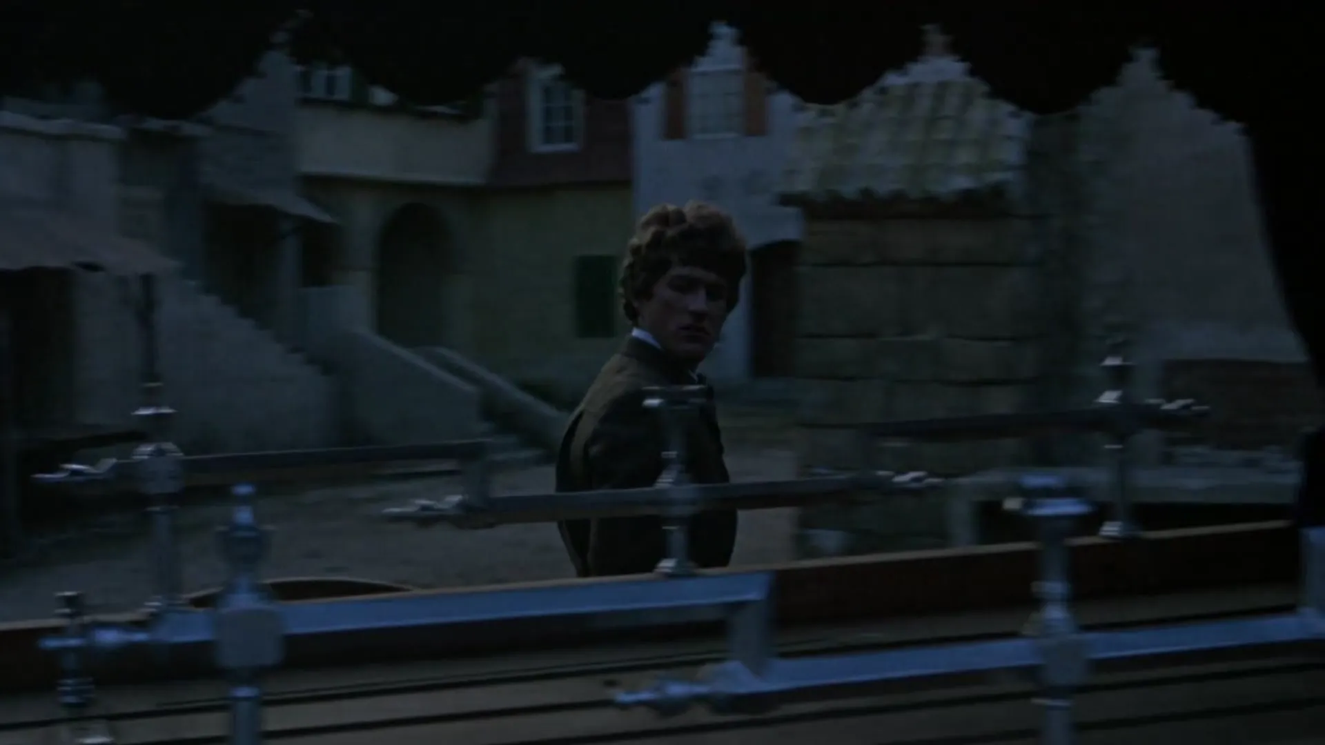 Dracula Has Risen from the Grave scene still 5