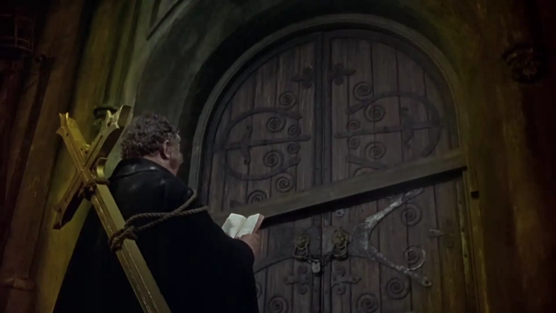 Dracula Has Risen from the Grave scene still 2