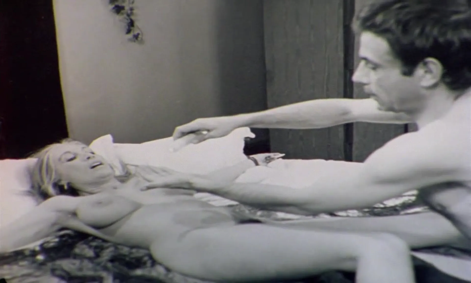 Play Motel scene still 8