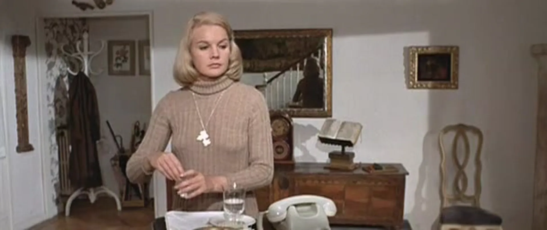 Knife of Ice scene still 5