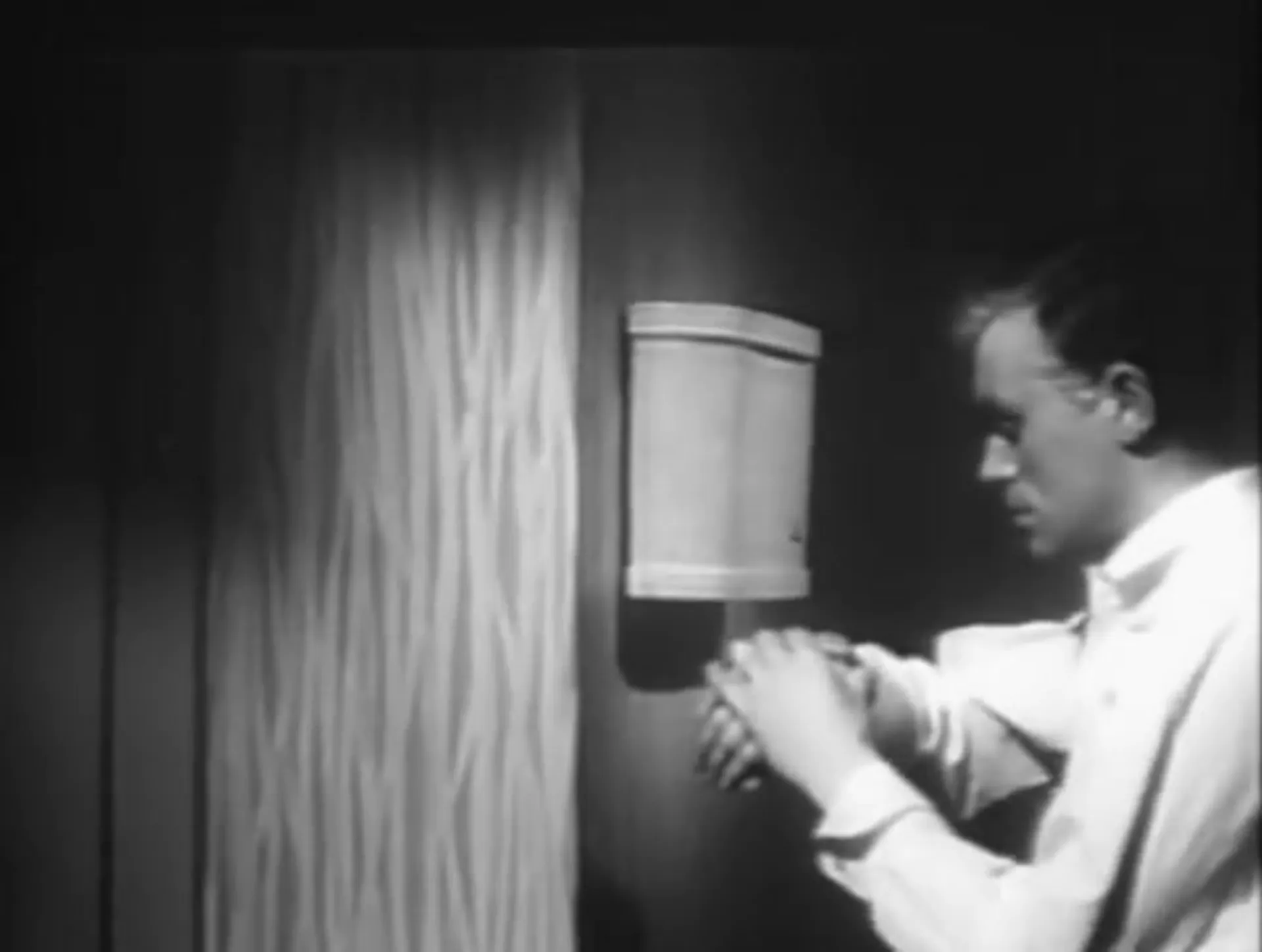 The Head scene still 2