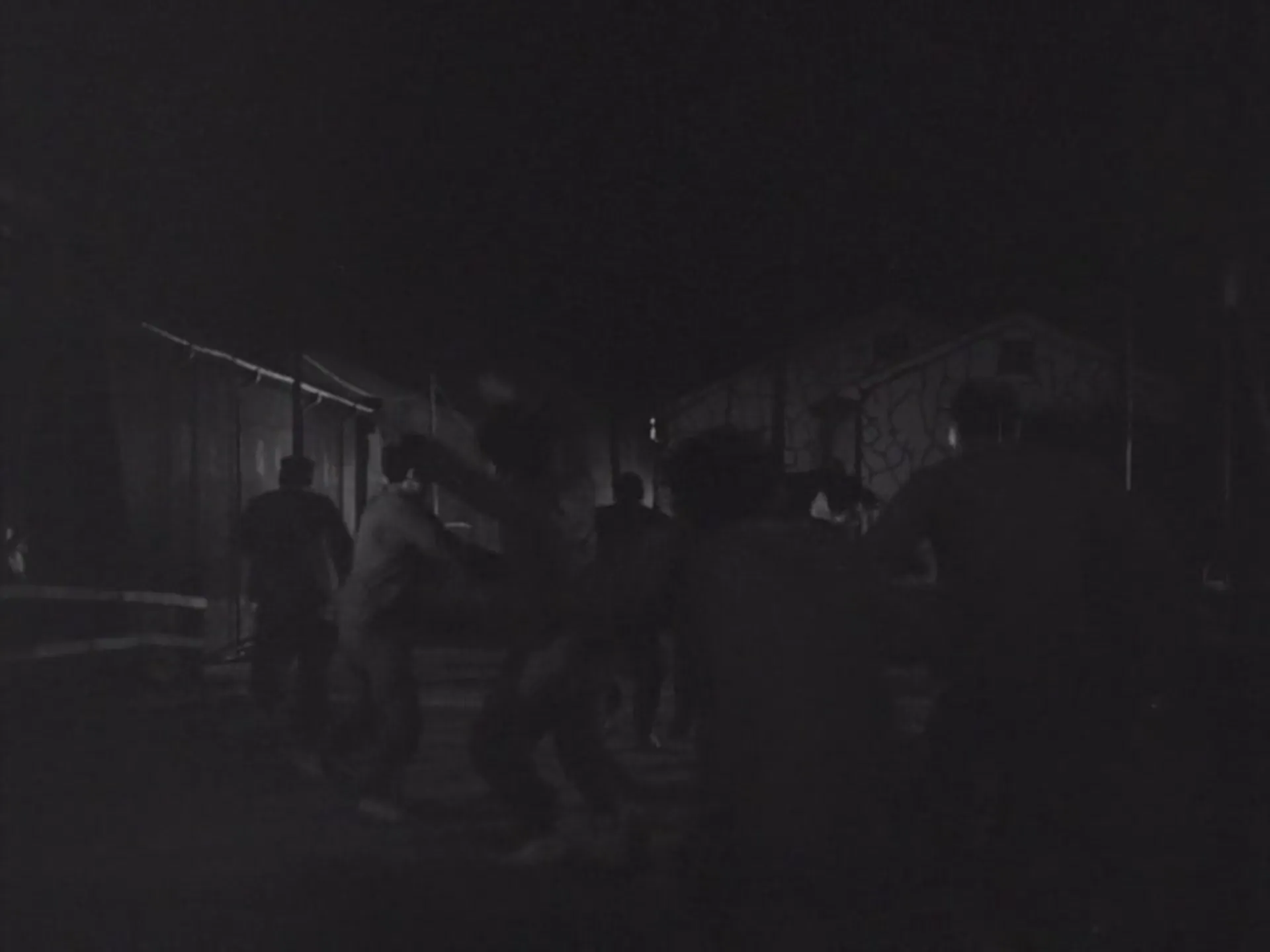 Godzilla Raids Again scene still 5