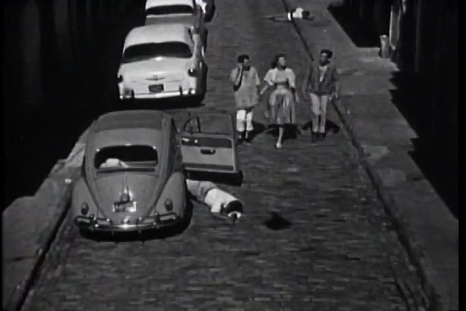 Last Woman on Earth scene still 4