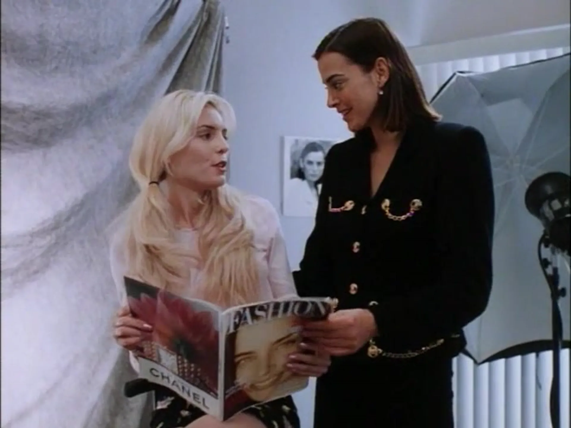 The Wasp Woman scene still 6