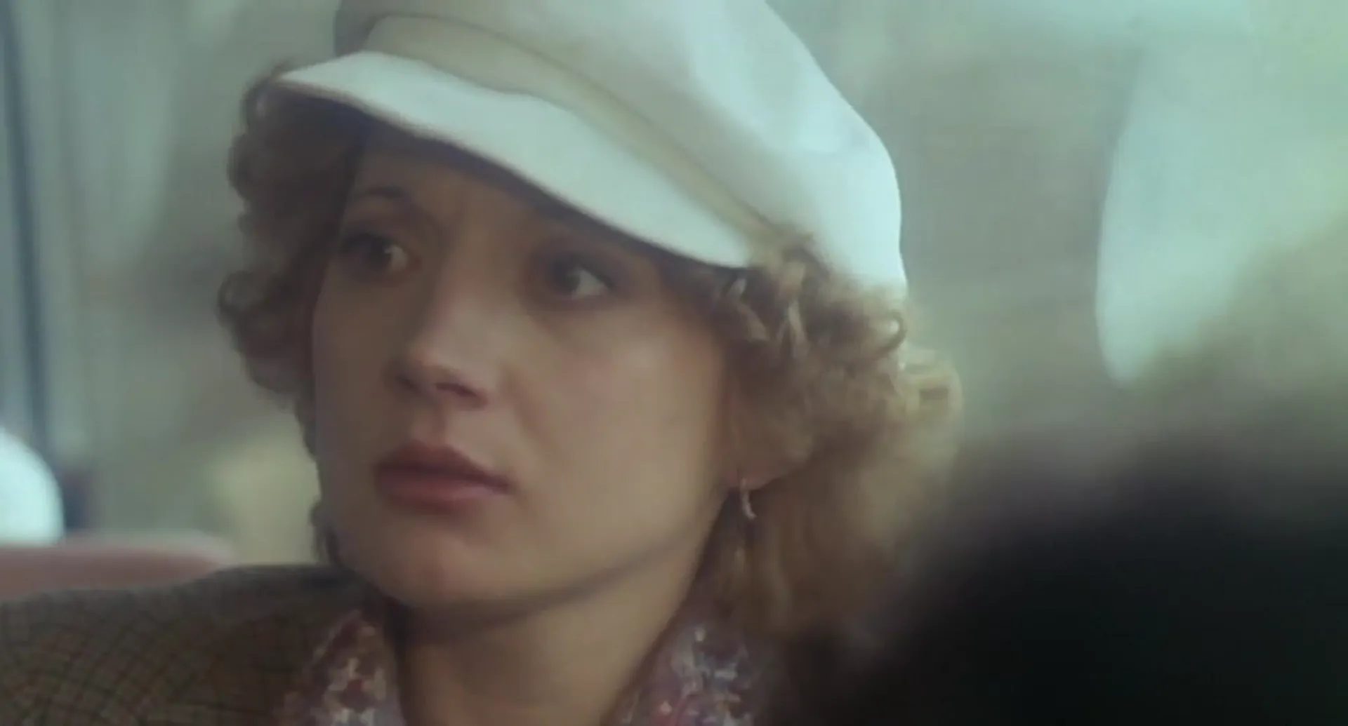 Escape from Women's Prison scene still 1
