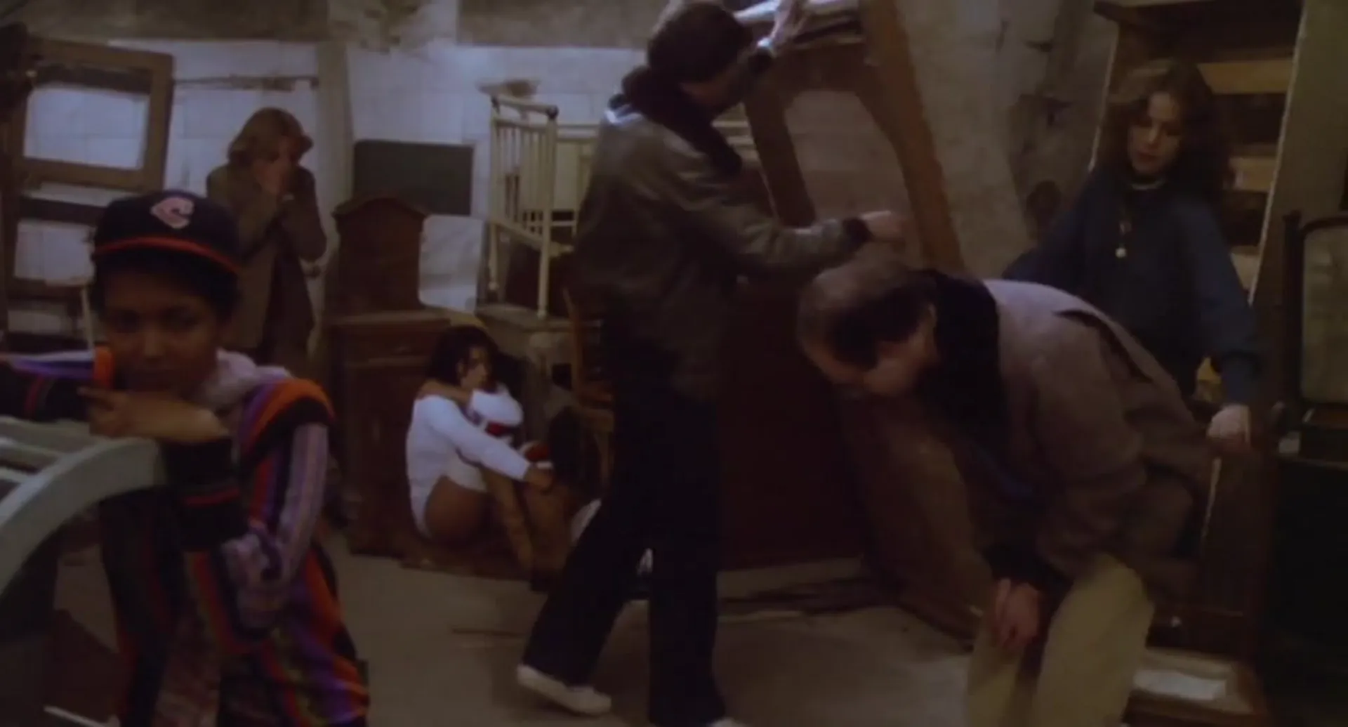 Escape from Women's Prison scene still 2