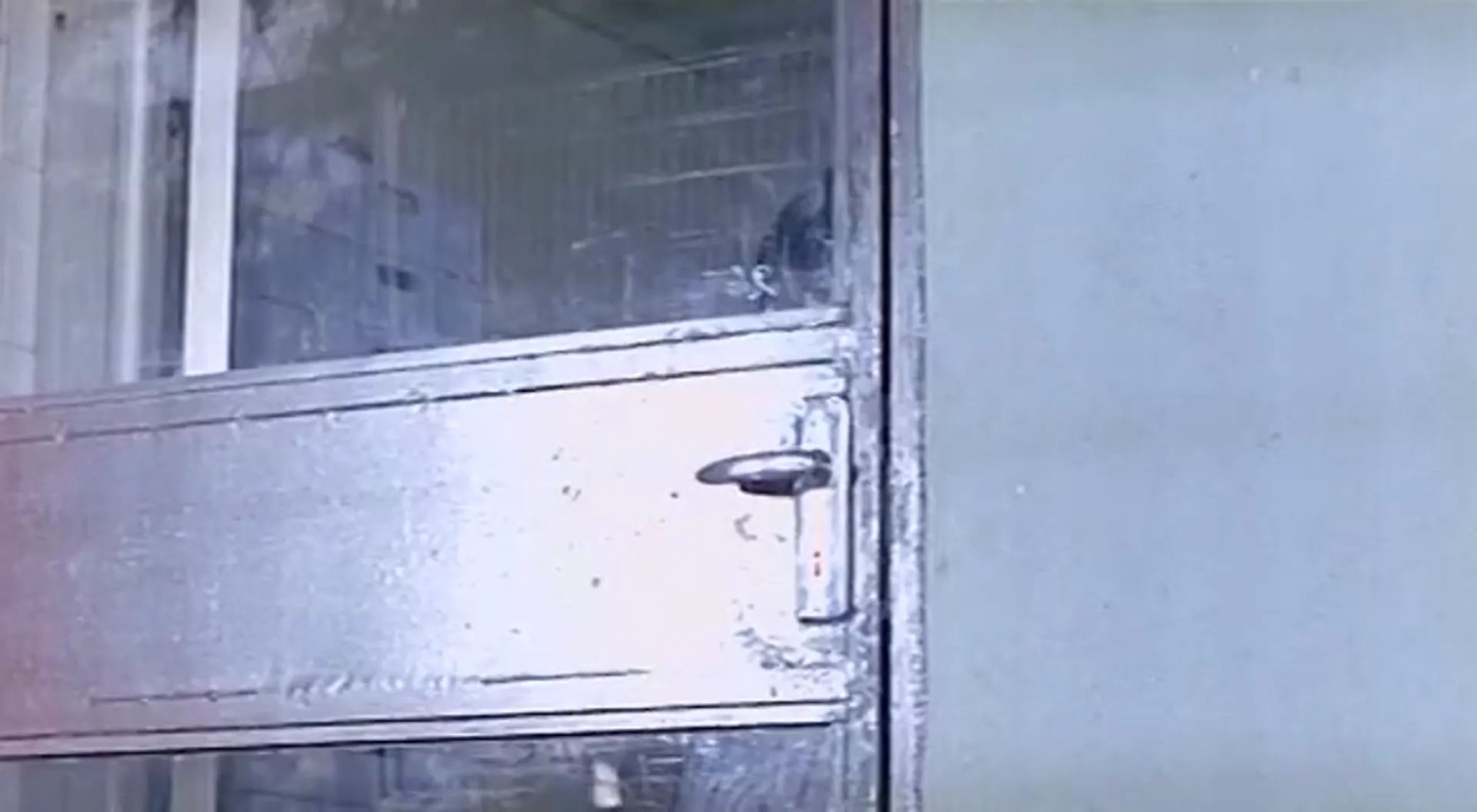 Jail House Eros scene still 3