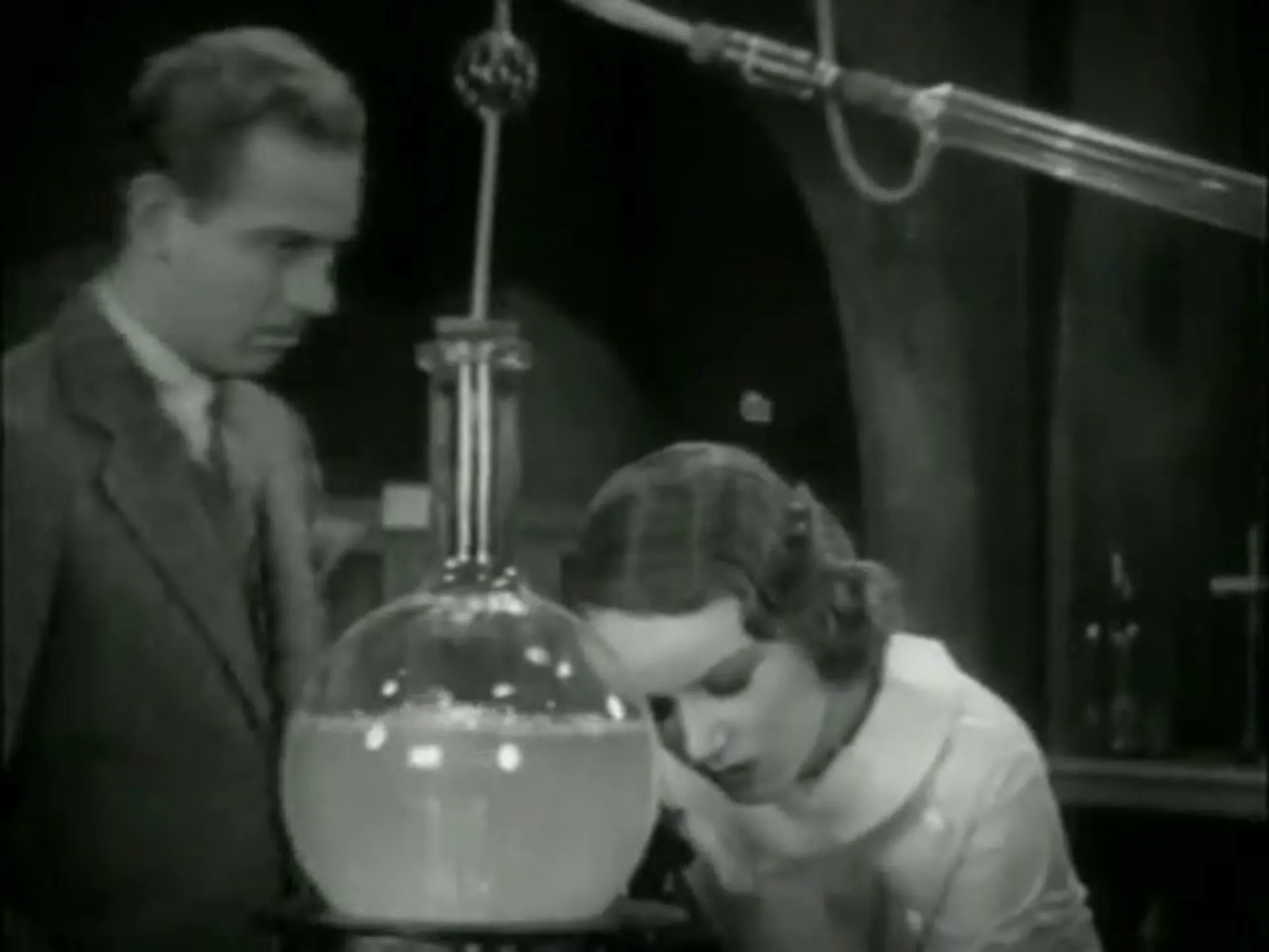 The Vampire Bat scene still 1