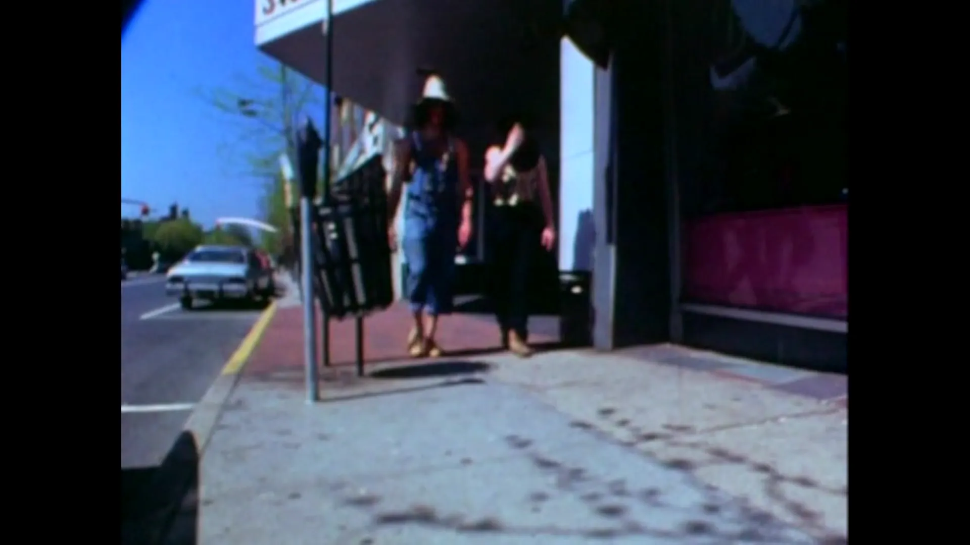 They Don't Cut the Grass Anymore scene still 4