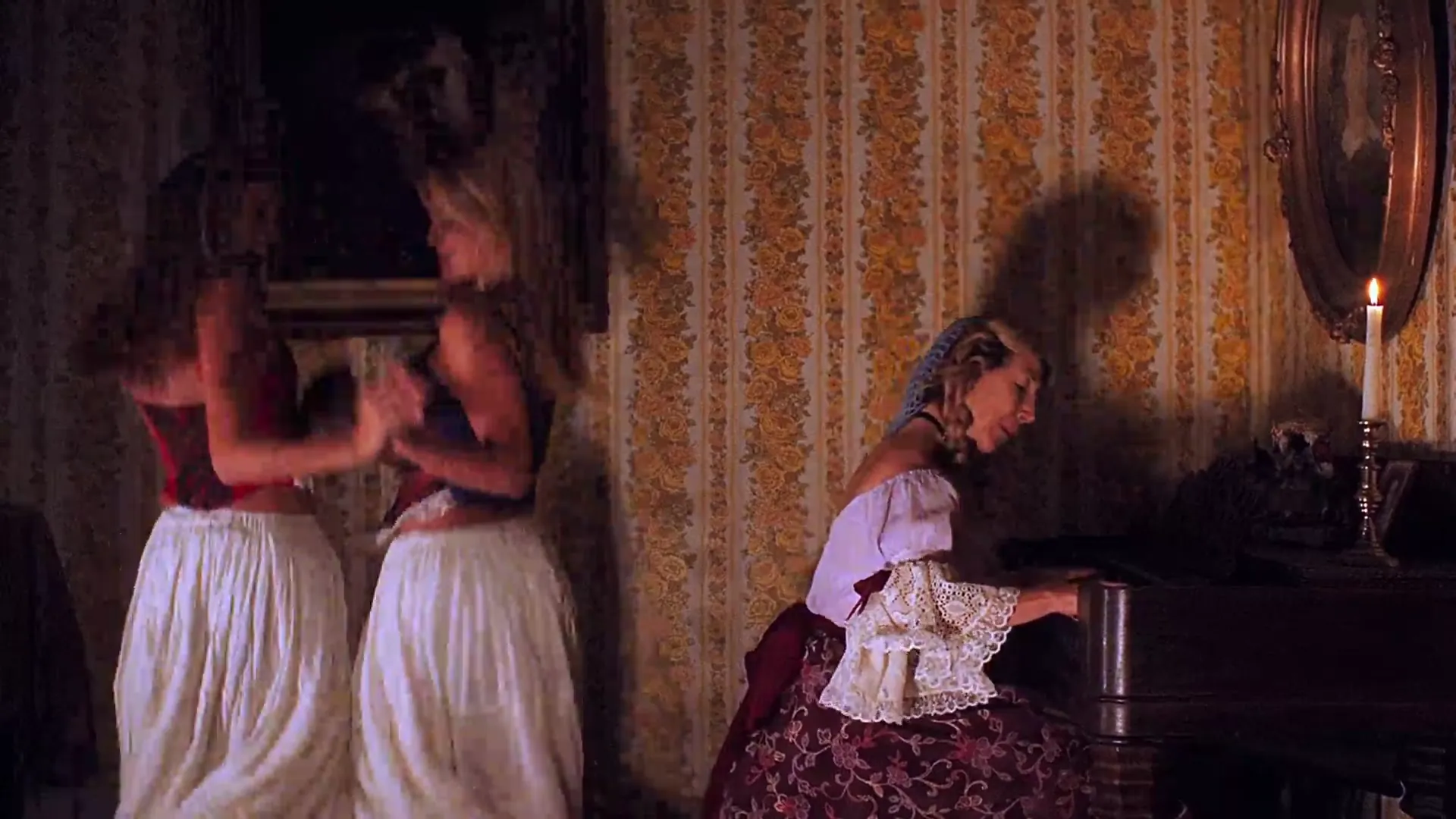 2001 Maniacs scene still 4