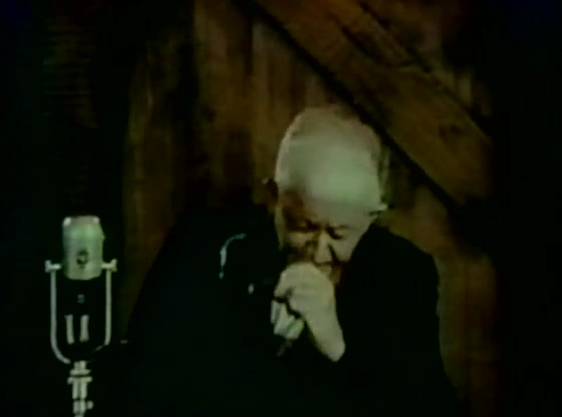 Forty Acre Feud scene still 3