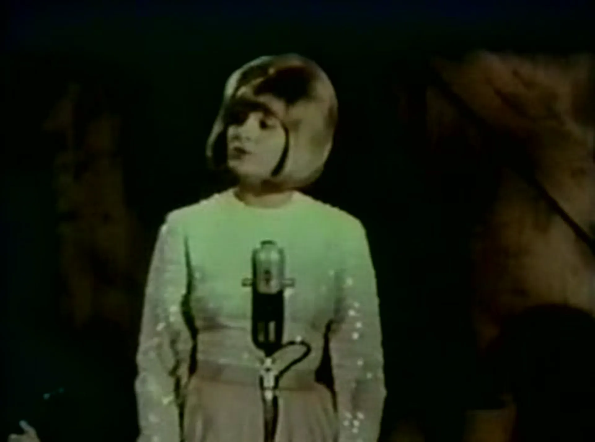 Forty Acre Feud scene still 4