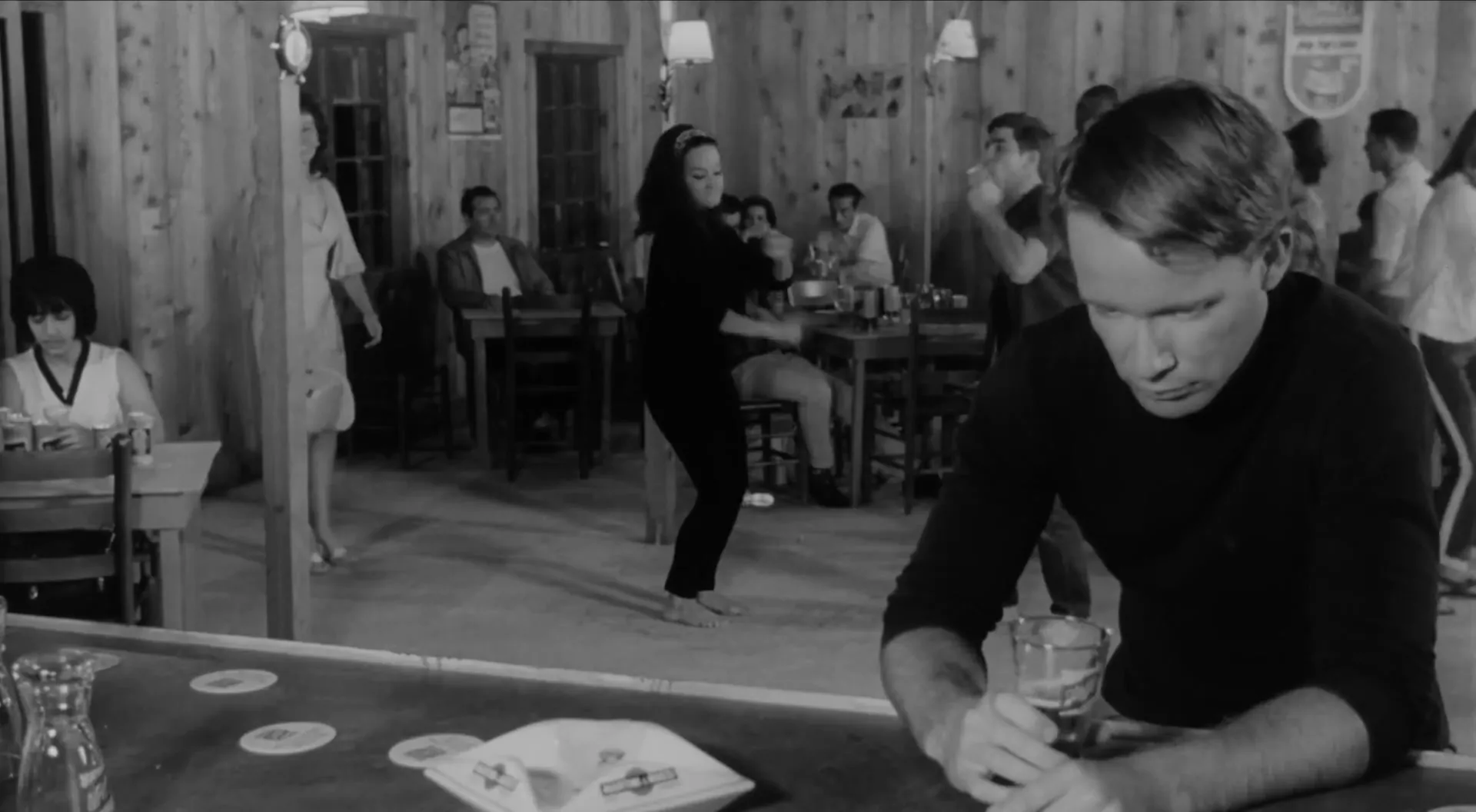 Shanty Tramp scene still 2