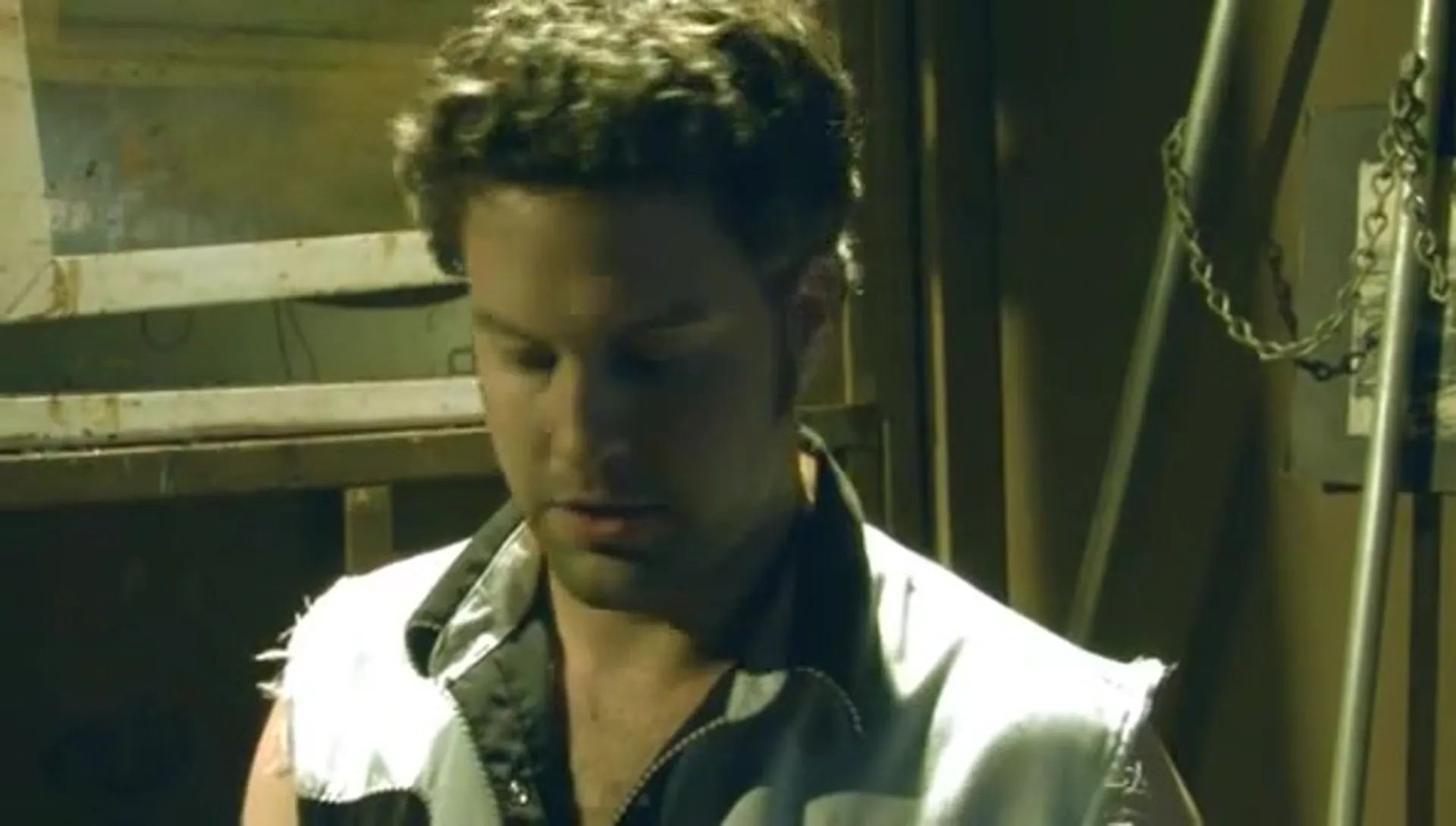 Carver scene still 6