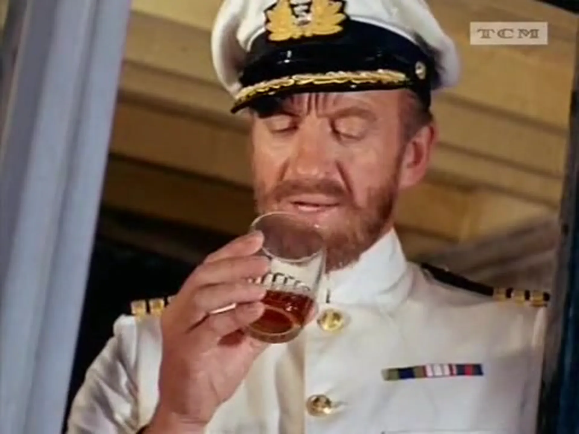 The Extraordinary Seaman scene still 3