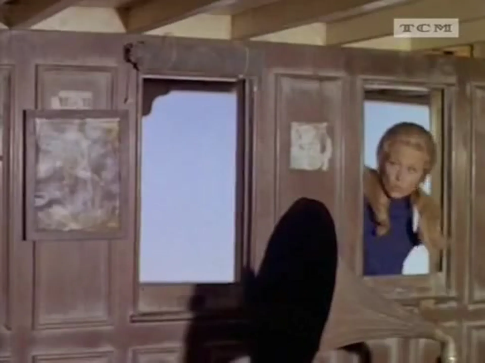 The Extraordinary Seaman scene still 6