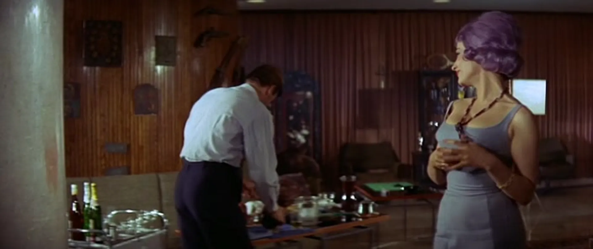 Kiss Kiss, Kill Kill scene still 1