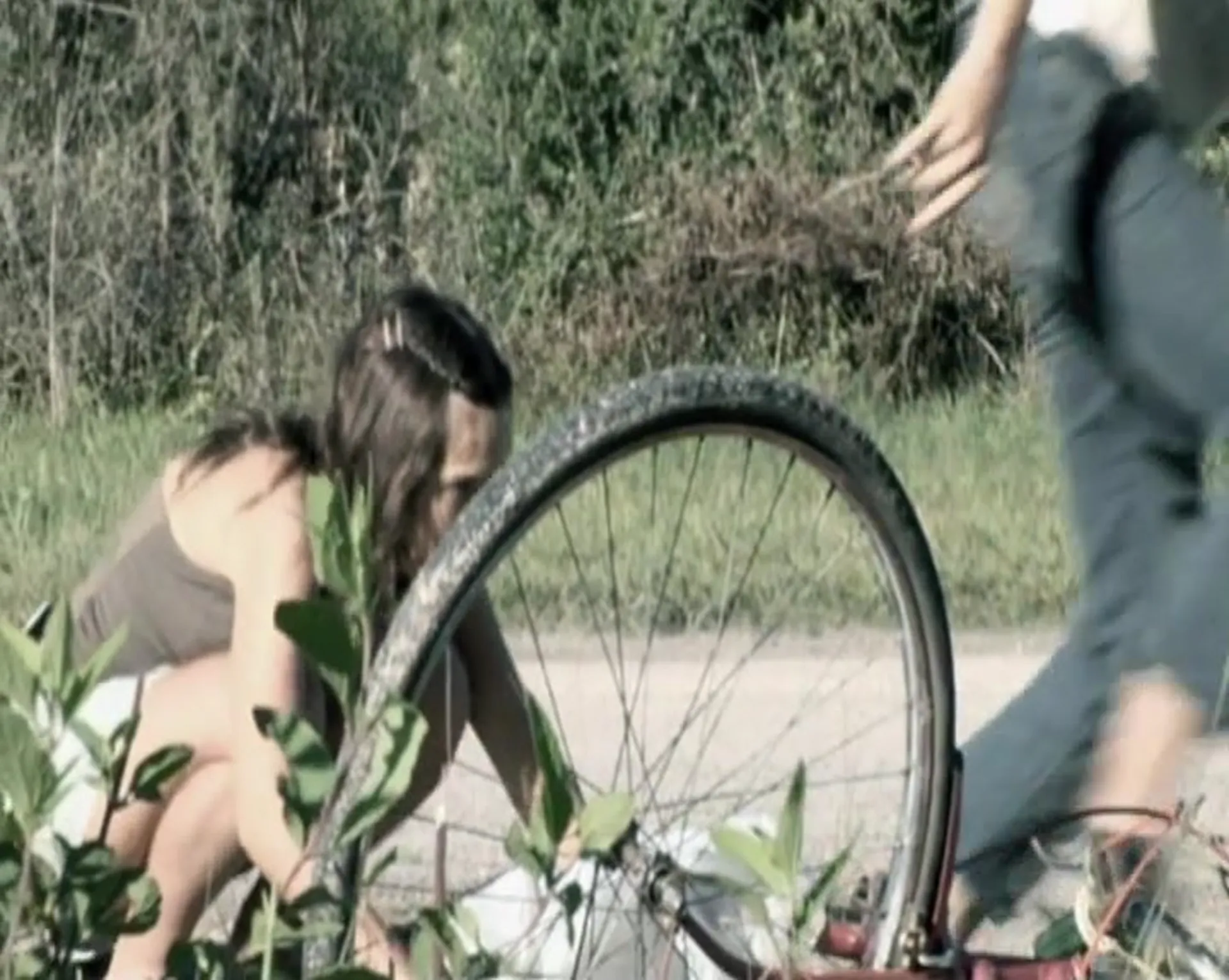 I'll Never Die Alone scene still 1