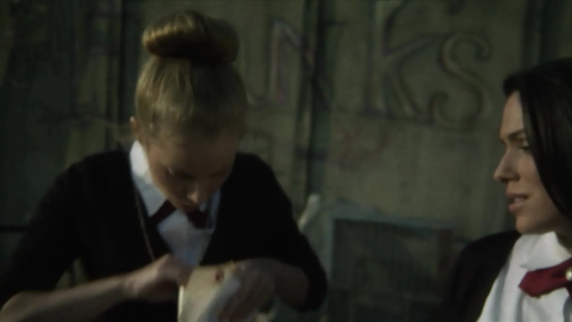 Run! Bitch Run! scene still 2