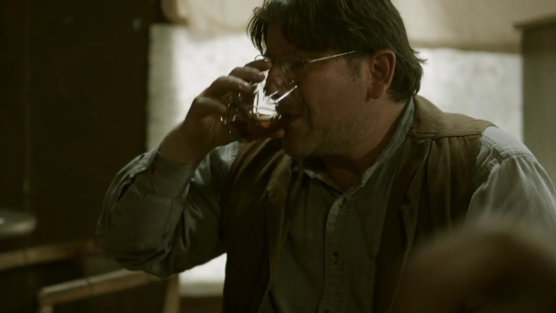 6 Guns scene still 5