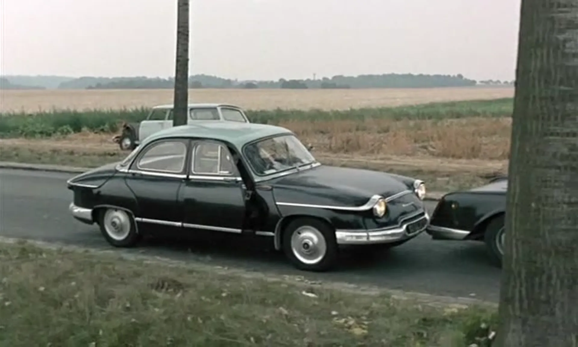 Weekend scene still 2